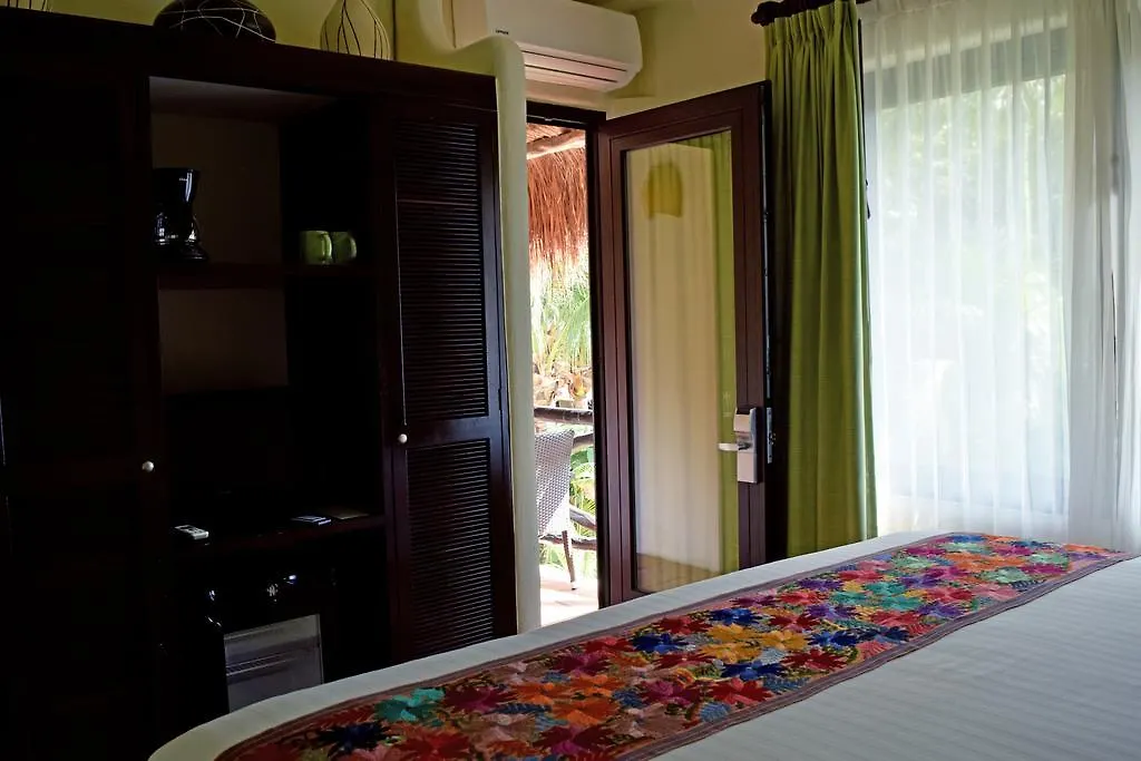 La Tortuga Hotel & Spa - Adults Only Playa del Carmen 4*,